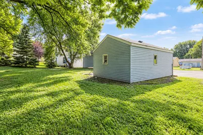 709 8th Avenue SE, Waseca, MN 56093 - Photo 7
