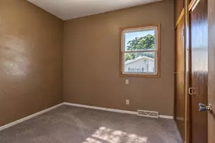 709 8th Ave SE, Waseca, MN 56093 - Photo 25
