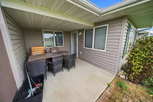 1812 Clubhouse Dr NE, Stewartville, MN 55976 - Photo 9