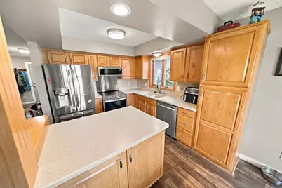 1812 Clubhouse Drive NE, Stewartville, MN 55976 - Photo 29