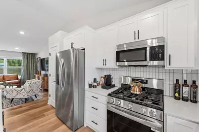 1801 Lincoln Avenue, Saint Paul Park, MN 55071 - Photo 5