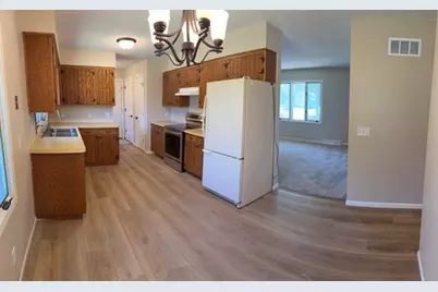 926 Holcombe Avenue N, Litchfield, MN 55355 - Photo 3