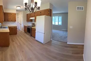 926 Holcombe Ave N, Litchfield, MN 55355 - Photo 3