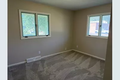 926 Holcombe Avenue N, Litchfield, MN 55355 - Photo 9