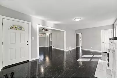 2810 Penn Avenue N, Minneapolis, MN 55411 - Photo 9