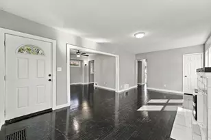 2810 Penn Ave N, Minneapolis, MN 55411 - Photo 9