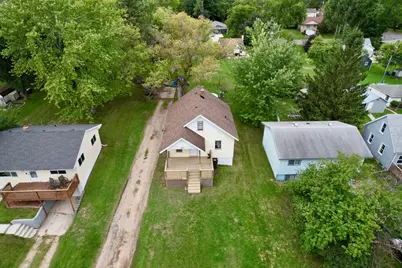 907 N Baird Avenue, Fergus Falls, MN 56537 - Photo 9