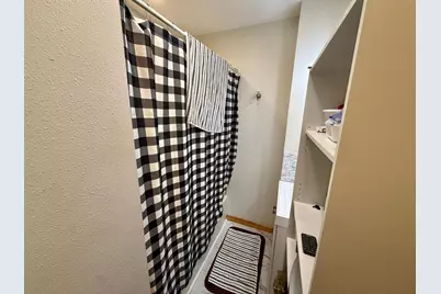 907 N Baird Avenue, Fergus Falls, MN 56537 - Photo 15