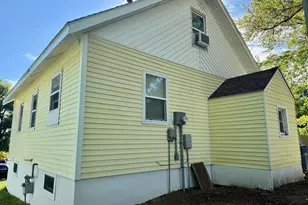 907 N Baird Ave, Fergus Falls, MN 56537 - Photo 9