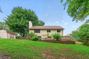 7948 Blanchard Way, Inver Grove Heights, MN 55076 - Photo 3