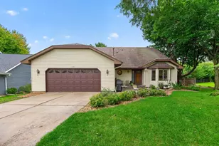 7948 Blanchard Way, Inver Grove Heights, MN 55076 - Photo 5