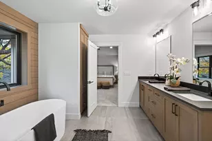 641 Park St E, Wayzata, MN 55391 - Photo 57