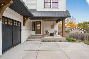 641 Park St E, Wayzata, MN 55391 - Photo 5