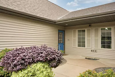 1913 Stone Creek, Hudson, WI 54016 - Photo 11
