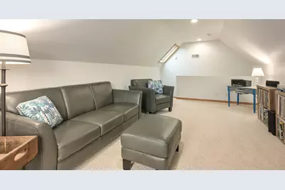 1913 Stone Creek, Hudson, WI 54016 - Photo 19