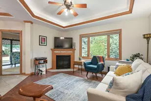 1913 Stone Crk, Hudson, WI 54016 - Photo 33