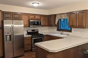 8365 Heather Ave, Eden Prairie, MN 55347 - Photo 11