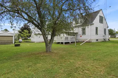 230 W Winona Avenue, Kellogg, MN 55945 - Photo 15