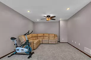 5945 Tee-To-Green St, Saint Cloud, MN 56304 - Photo 25
