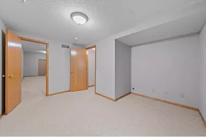 17672 Kettering Trail, Lakeville, MN 55044 - Photo 59