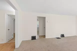 2005 19th Ave NE, Minneapolis, MN 55418 - Photo 7