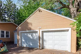 1349 Hazelwood St, Saint Paul, MN 55106 - Photo 31