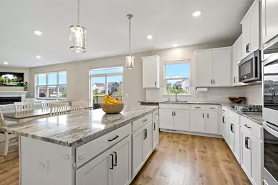 2140 Windermere Circle, Shakopee, MN 55379 - Photo 9