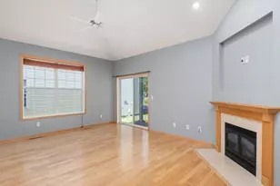 4871 Woodland Ave, Shakopee, MN 55379 - Photo 11