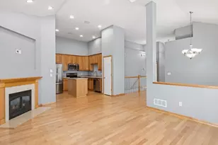 4871 Woodland Ave, Shakopee, MN 55379 - Photo 3