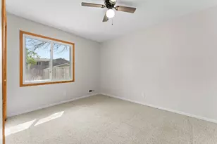7782 Dunmore Rd, Woodbury, MN 55125 - Photo 19