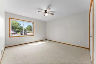 7782 Dunmore Rd, Woodbury, MN 55125 - Photo 23