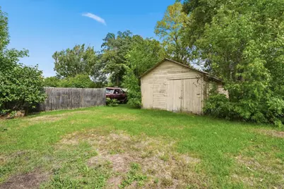 301 Main Avenue N, Red Lake Falls, MN 56750 - Photo 27
