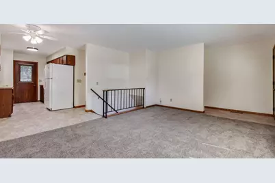 2810 Hallie Lane, Eau Claire, WI 54703 - Photo 5