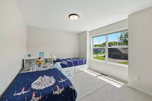 399 Tessier Ct, Vadnais Heights, MN 55127 - Photo 29