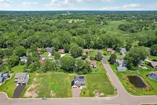 399 Tessier Ct, Vadnais Heights, MN 55127 - Photo 57