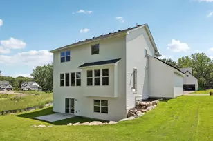 399 Tessier Ct, Vadnais Heights, MN 55127 - Photo 47