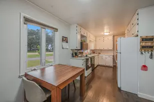 2437 Albion Ave, Fairmont, MN 56031 - Photo 15