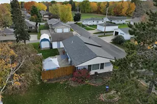 511 Indiana Ave W, Gilbert, MN 55741 - Photo 1