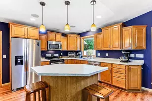 8594 Underwood Ln N, Maple Grove, MN 55369 - Photo 7