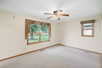 474 10th Avenue SW, Wells, MN 56097 - Photo 23