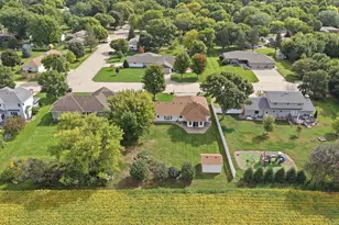 474 10th Ave SW, Wells, MN 56097 - Photo 35