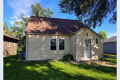 531 6th Avenue SW, Pipestone, MN 56164 - Photo 1