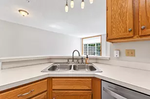 8763 Branson Dr, Inver Grove Heights, MN 55076 - Photo 15