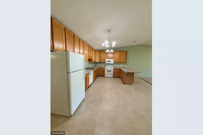 610 Meadows Drive, Hammond, WI 54015 - Photo 7