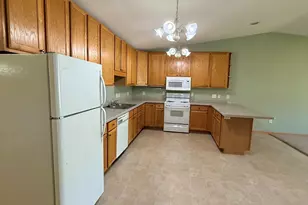 610 Meadows Dr, Hammond, WI 54015 - Photo 7