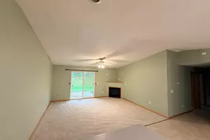 610 Meadows Dr, Hammond, WI 54015 - Photo 19