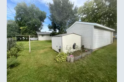 1218 7 1/2 Street SW, Willmar, MN 56201 - Photo 21