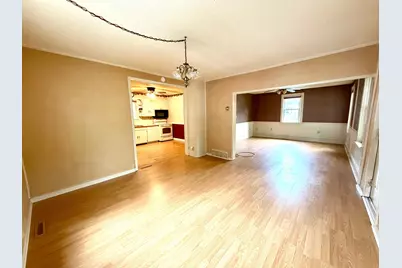 1218 7 1/2 Street SW, Willmar, MN 56201 - Photo 9