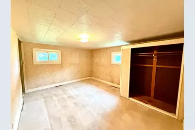 1218 7 1/2 Street SW, Willmar, MN 56201 - Photo 13