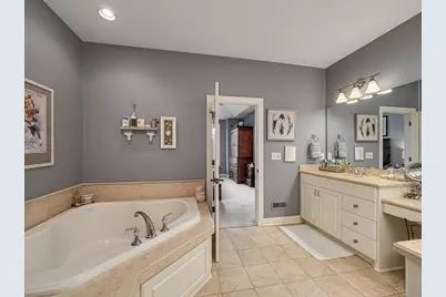 15841 Eastbend Way, Apple Valley, MN 55124 - Photo 23